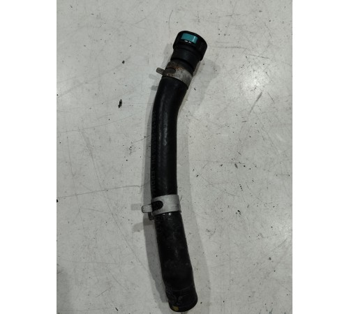 Патрубок системы охлаждения