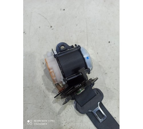 Ремень безопасности (задний левый)