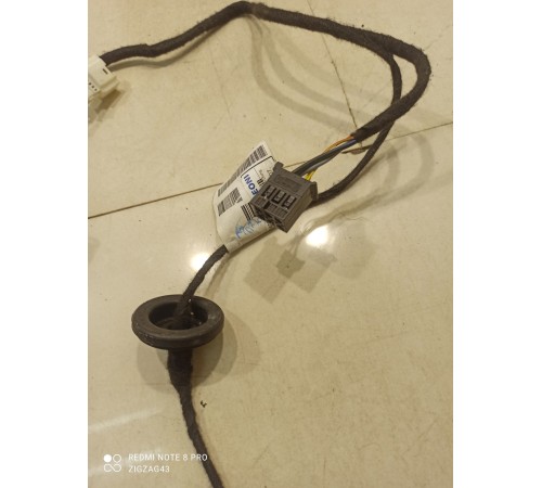 Электропроводка двери (задняя левая)