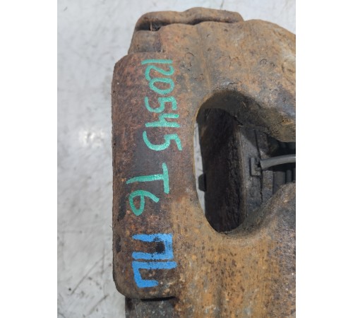 Суппорт передний левый