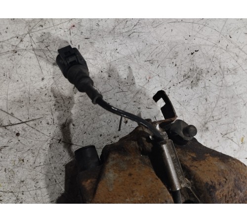 Суппорт передний левый