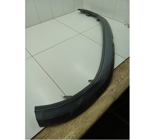 Накладка переднего бампера верхняя