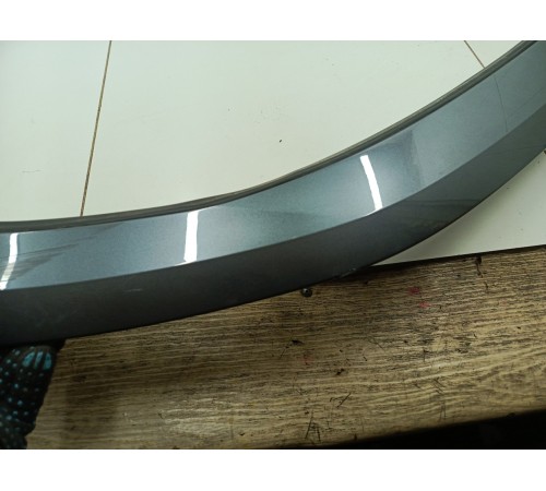 Накладка переднего бампера верхняя