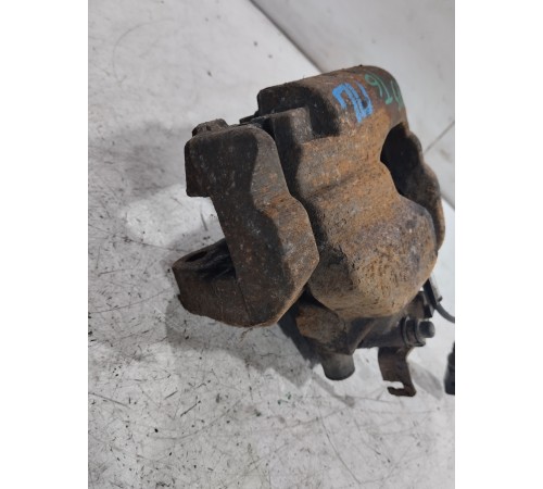 Суппорт передний левый