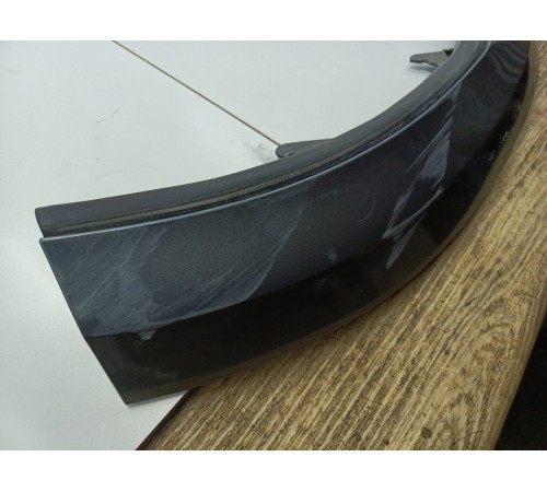 Накладка переднего бампера верхняя