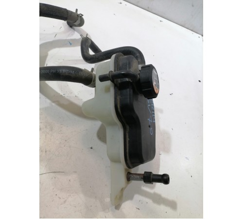 Бачок расширительный