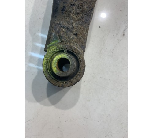 Рычаг задний(нижний,левый)