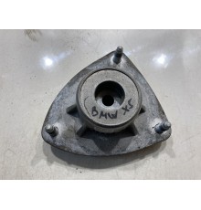 Опора стойки(задняя правая) Опора стойки(задняя правая)