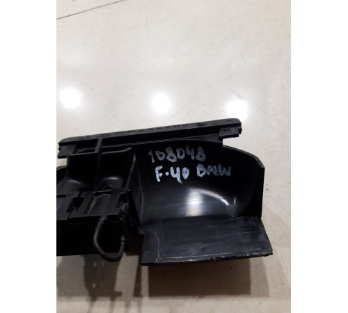 Кронштейн(крепление) электропроводки двигателя