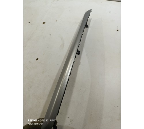 Накладка правой двери декоративная