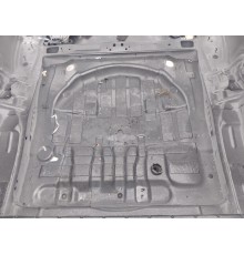 Ниша багажника(запасного колеса)