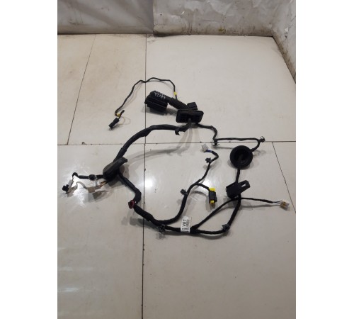 Электропроводка двери (задняя, правая)