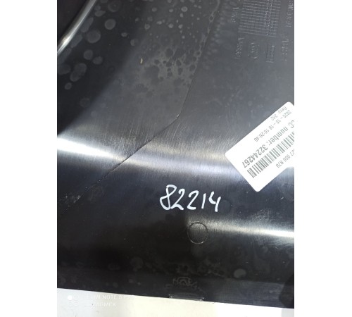 Обшивка центральной стойки(нижняя левая)