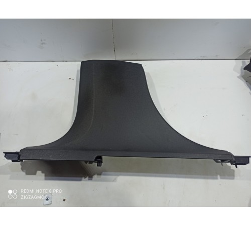 Обшивка центральной стойки(нижняя левая)