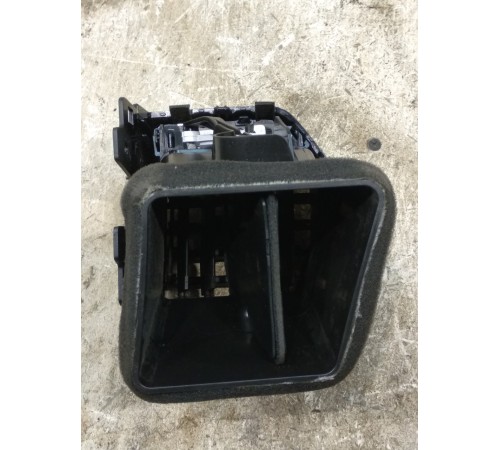 Дифлектор обдува левый