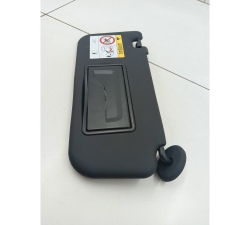 Козырек солнце защитный правый