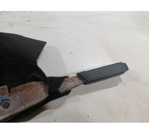 Рычаг ручного тормоза (ручник)