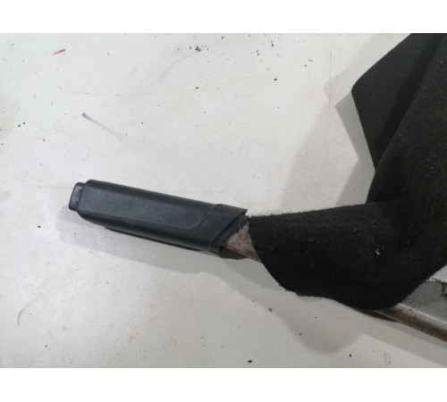 Рычаг ручного тормоза (ручник)