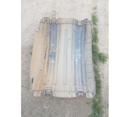 Крыло заднее правое верхнее