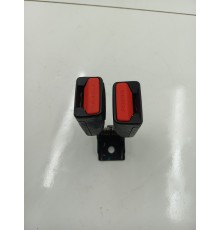 Ответная часть ремня безопасности задняя