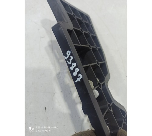 Опора напольного покрытия левая