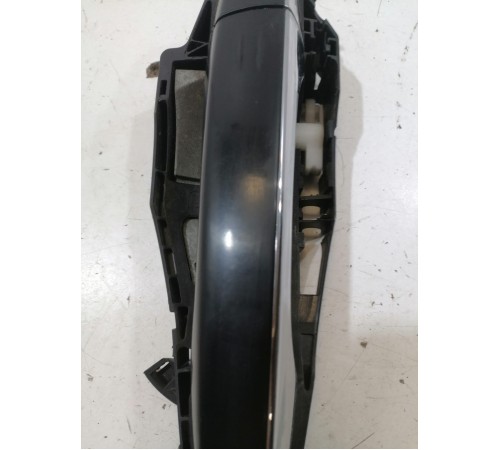 Ручка двери передняя правая наружная