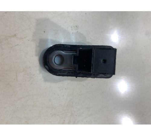 дверной концевик (правый задний)