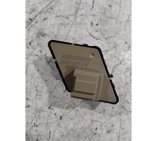 Кнопка центрального замка передняя левая