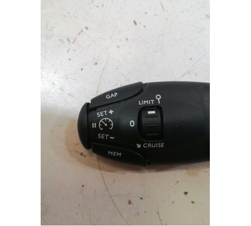 Подрулевой переключатель