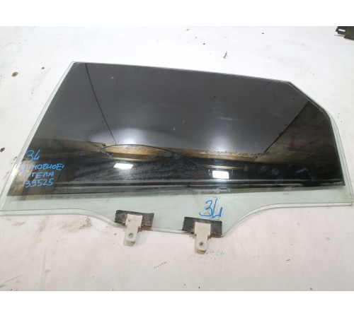 Стекло двери заднее левое