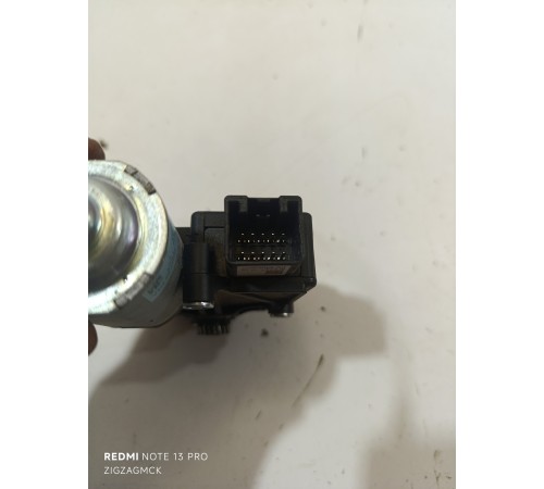 Моторчик люка задний