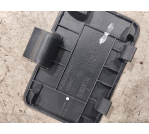 Заглушка кнопки открывания крышки багажника