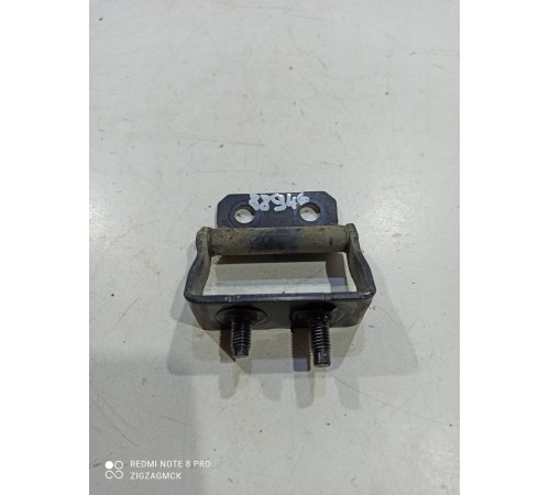 Петля багажника левая