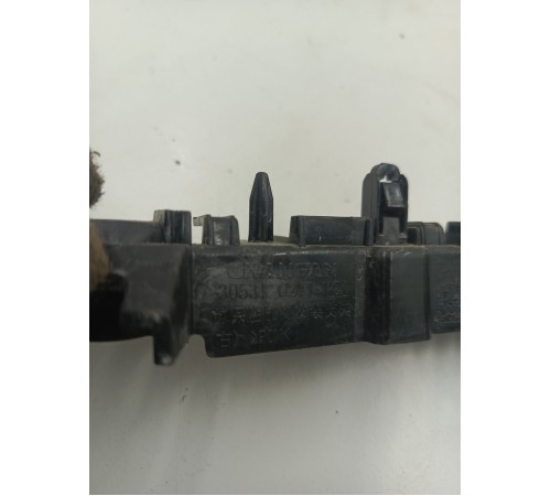 Кронштейн бампера