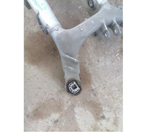 Балка подвески задняя, подрамник