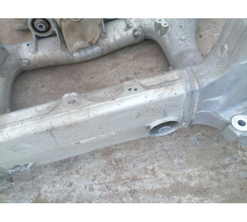 Балка подвески задняя, подрамник