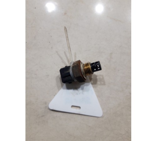 Датчик температуры радиатора интеркулера