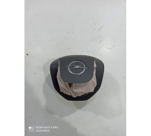 Подушка безопасности водителя