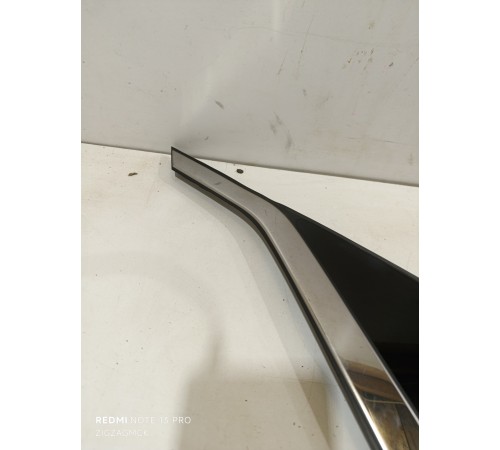 Стекло глухое заднее левое, форточка