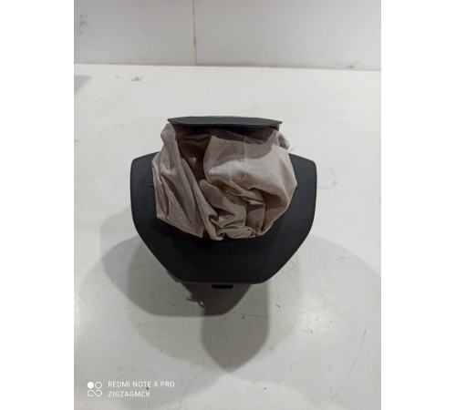 Подушка безопасности водителя