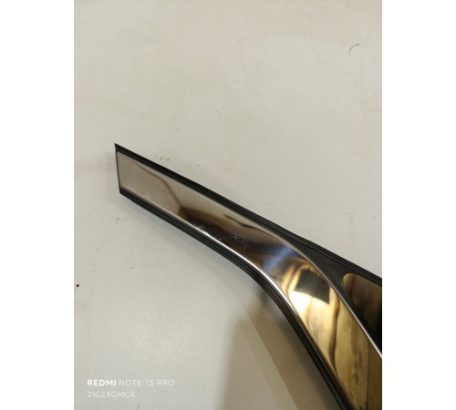 Стекло глухое заднее левое, форточка