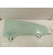 Стекло двери переднее правое