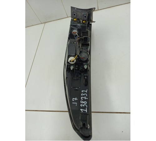 Фонарь задний левый