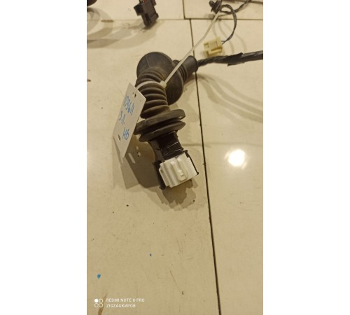 Электропроводка двери (задняя левая)