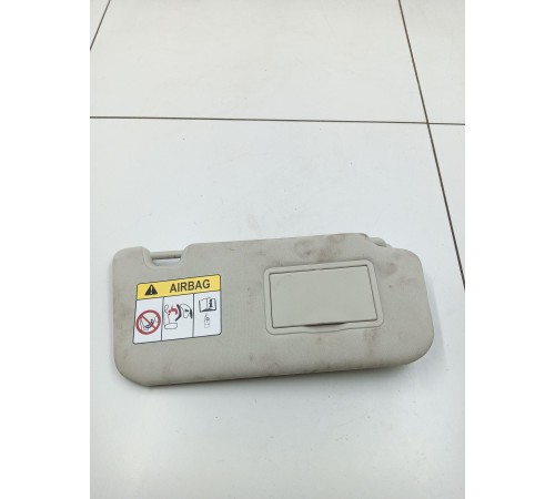 Козырек солнцезащитный правый