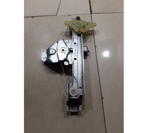 Стеклоподъемник (задний левый)