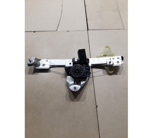 Стеклоподъемник (задний левый)