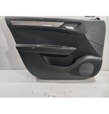 Обшивка двери(передняя левая)