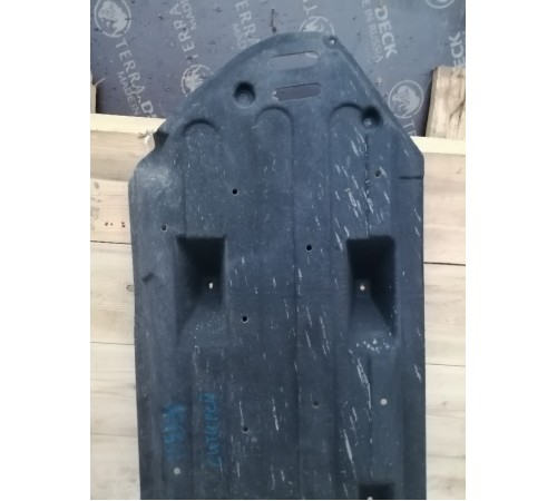 Защита антигравийная передняя правая