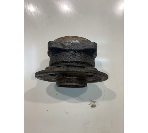 Ступица (передняя, левая)